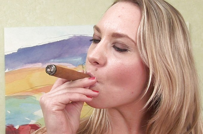 Tiffany Smokes A Cigar And Plays With Her Pussy